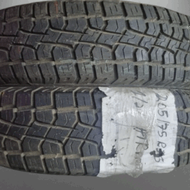 Pneu Pirelli 205/75/15